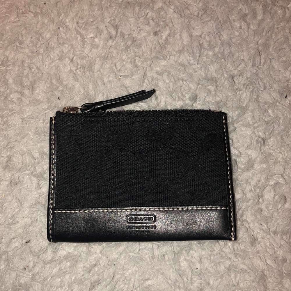 Mini coach wallet